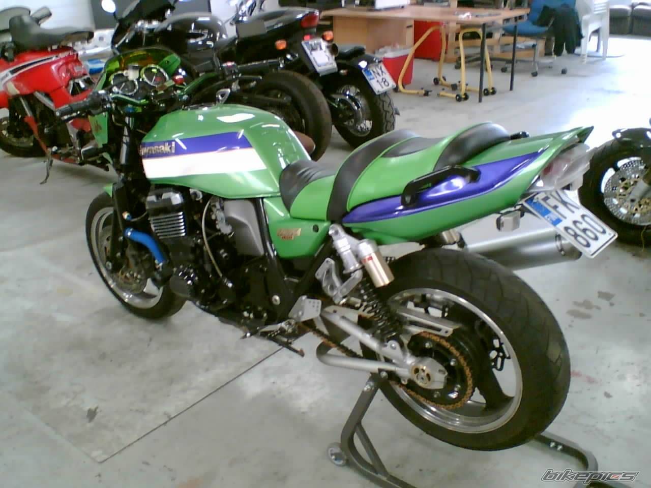 2001 KAWASAKI ZRX 1100 | Picture 541461 motorcycle photo