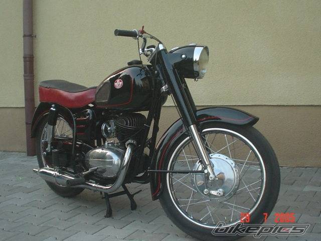 1960 PANNONIA DELUXE TLF 250 | Picture 541660 motorcycle photo