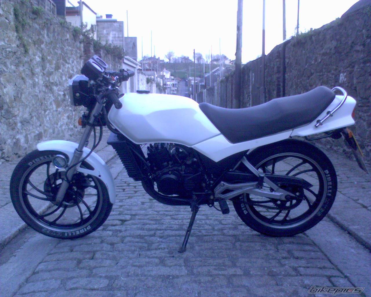 1984 YAMAHA RD 125 | Picture 546930 motorcycle photo