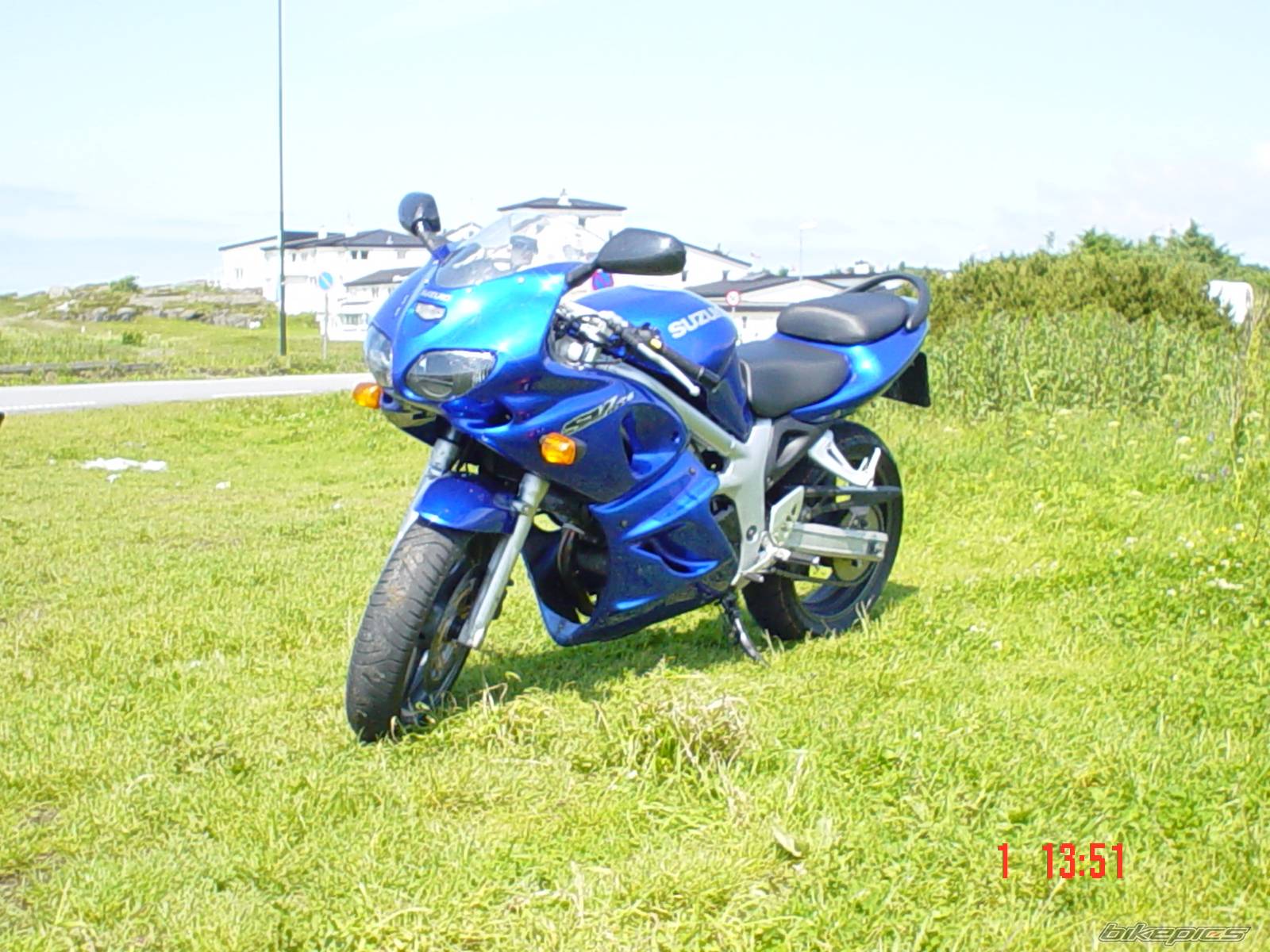 2000 SUZUKI SV 650S | Picture 54963 motorcycle photo