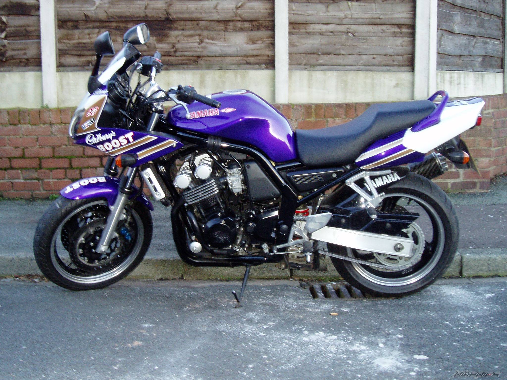 2000 YAMAHA FZS 600 FAZER | Picture 549788 motorcycle photo