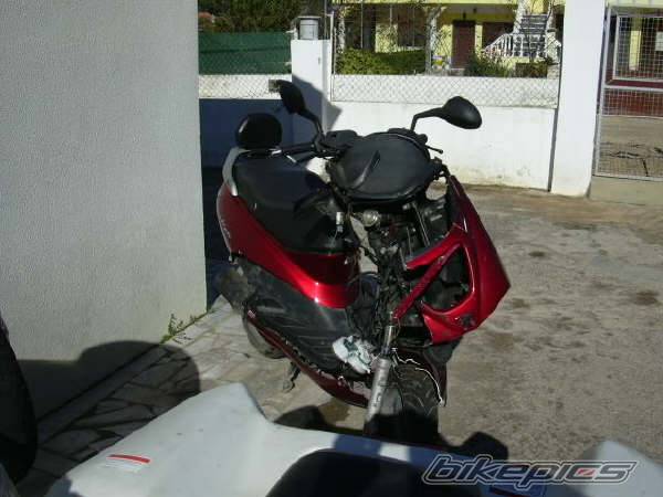 2002 PEUGEOT ELYSEO 100 | Picture 550969 motorcycle photo