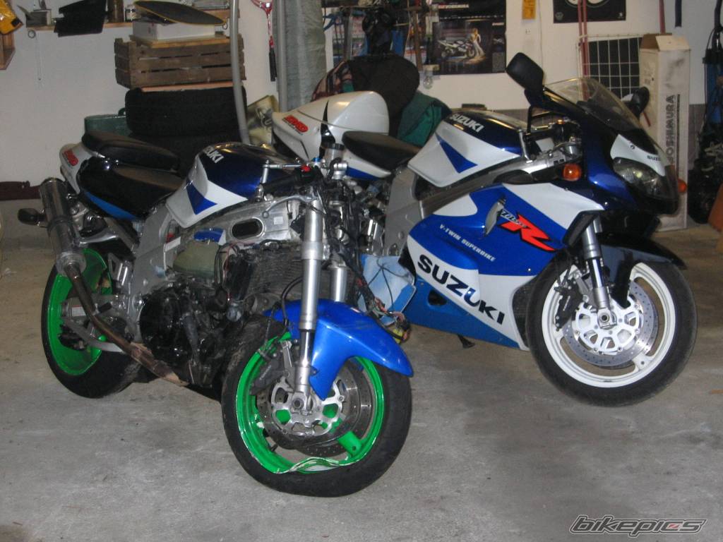 1999 SUZUKI TL1000R | Picture 551473 motorcycle photo