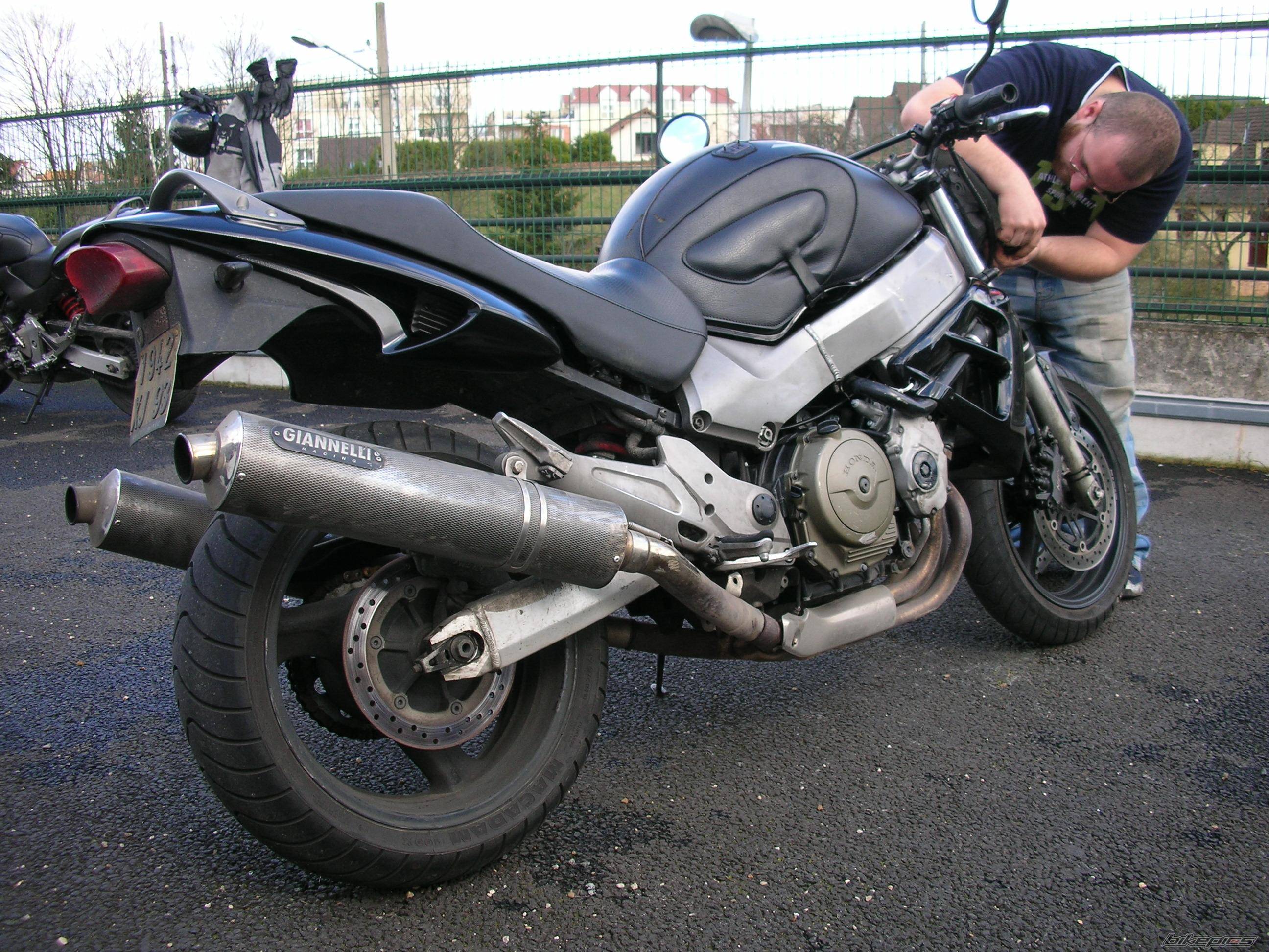 2001 HONDA CB 1100 | Picture 552668 motorcycle photo