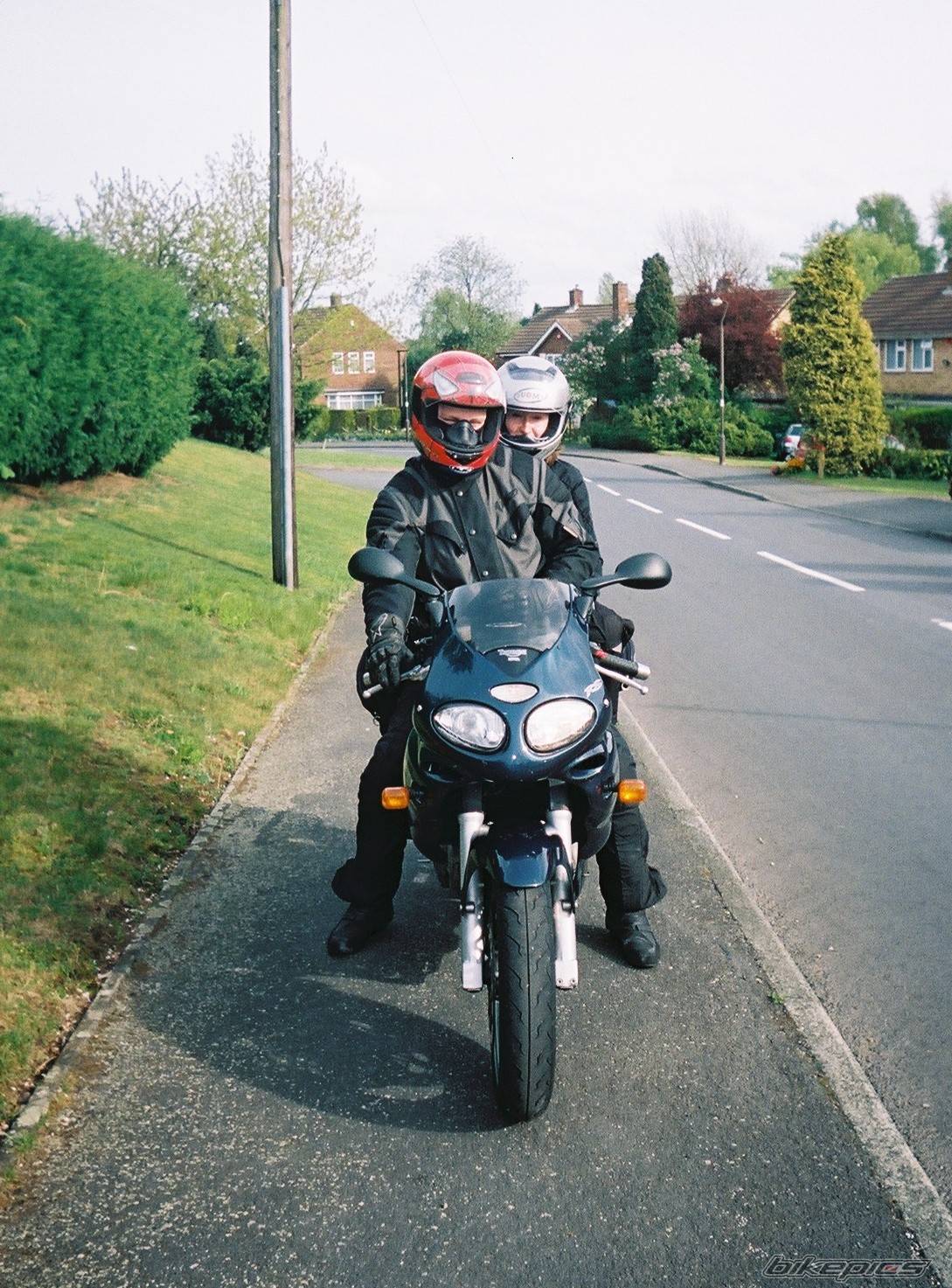 2000 TRIUMPH SPRINT RS | Picture 55407 motorcycle photo