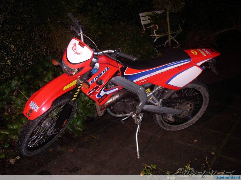2004 DERBI SENDA R 50 | Picture 555244 motorcycle photo