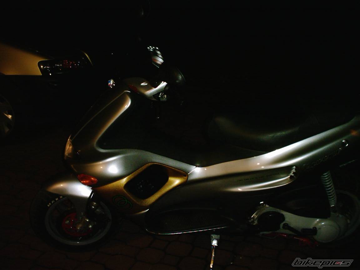 2001 GILERA RUNNER 50 | Picture 557294 motorcycle photo