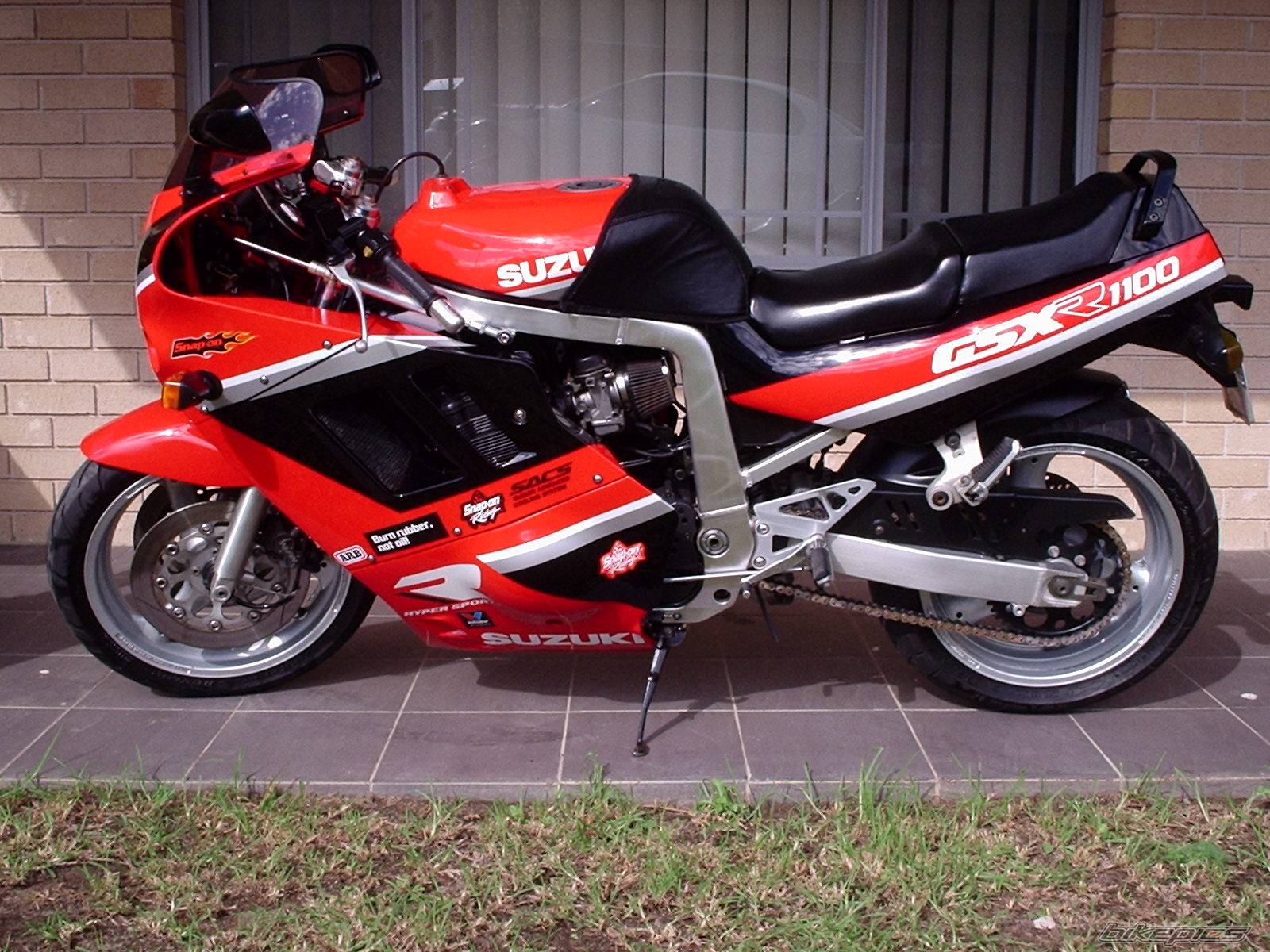 1990 SUZUKI GSX R 1100 | Picture 558183 motorcycle photo