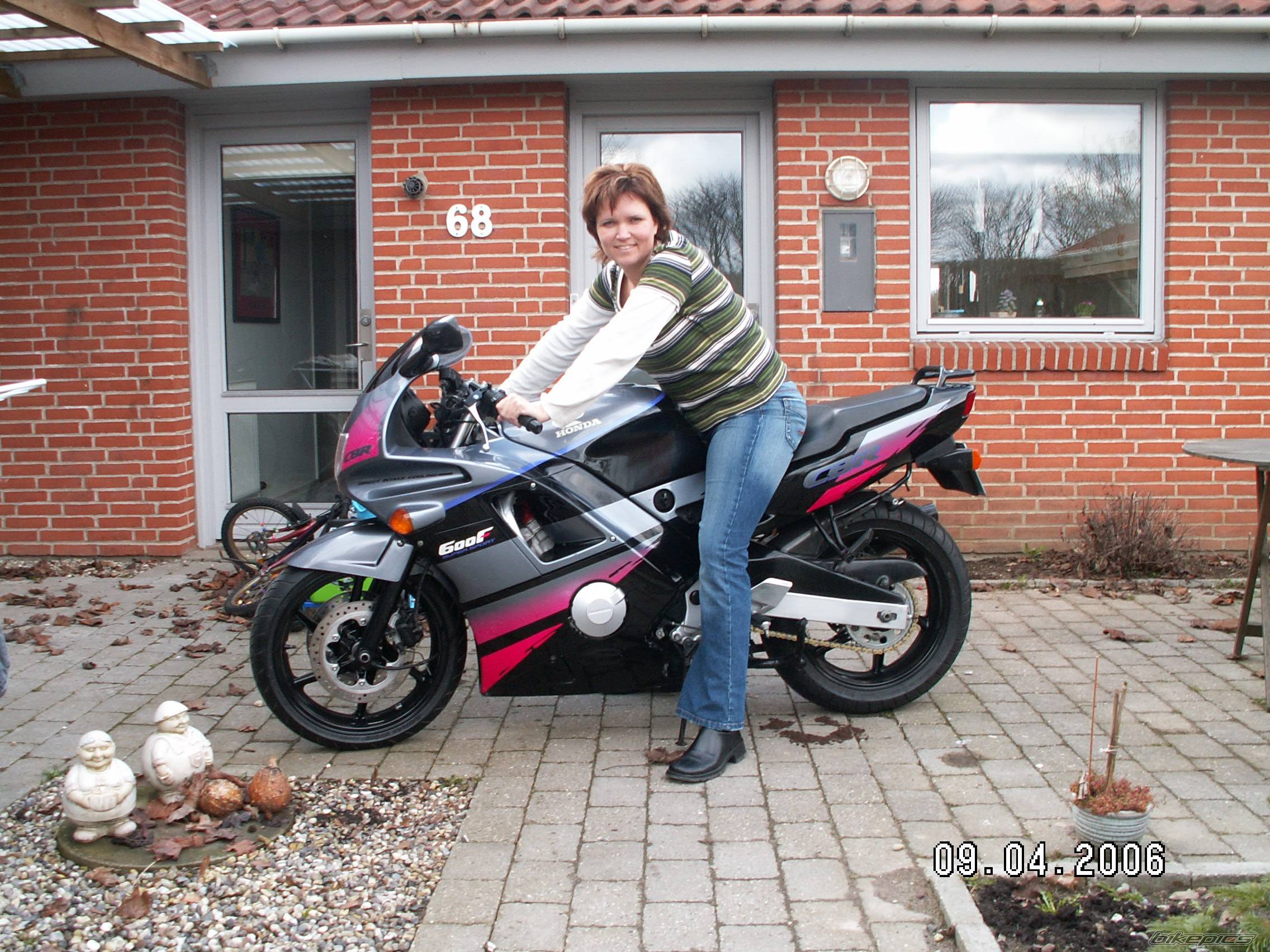 1992 HONDA CBR 600 | Picture 559375 motorcycle photo