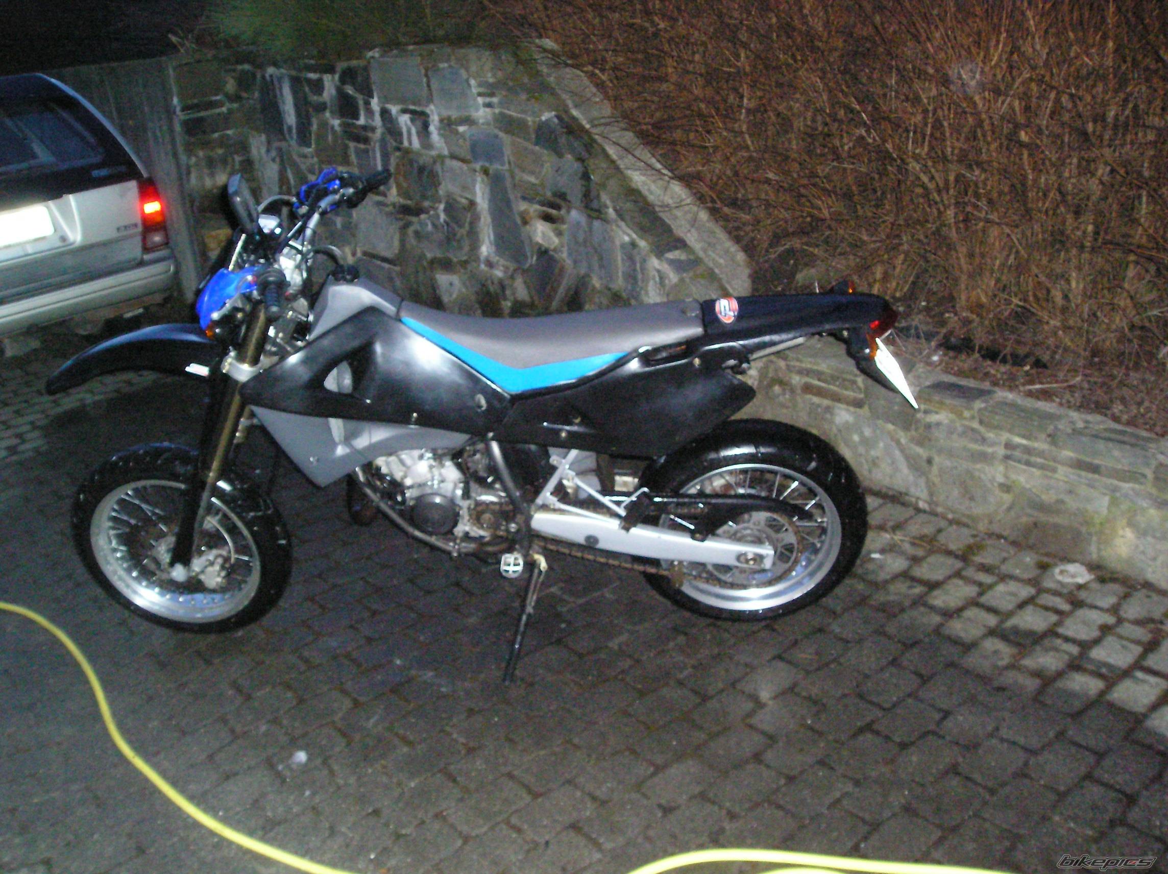 2003 HUSQVARNA SM 125 S | Picture 559705 motorcycle photo