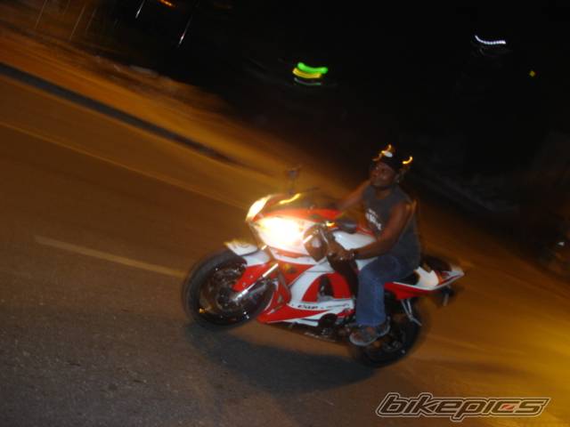 2001 YAMAHA YZF R1 | Picture 560174 motorcycle photo