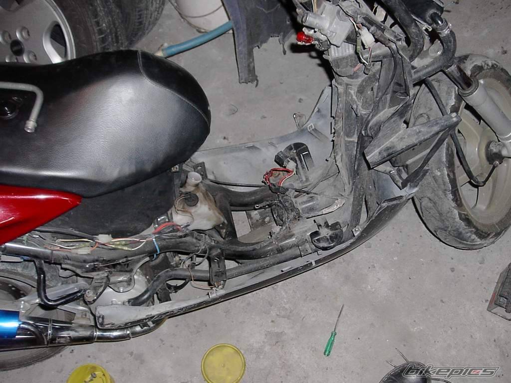 2001 YAMAHA AEROX 50 | Picture 560443 motorcycle photo