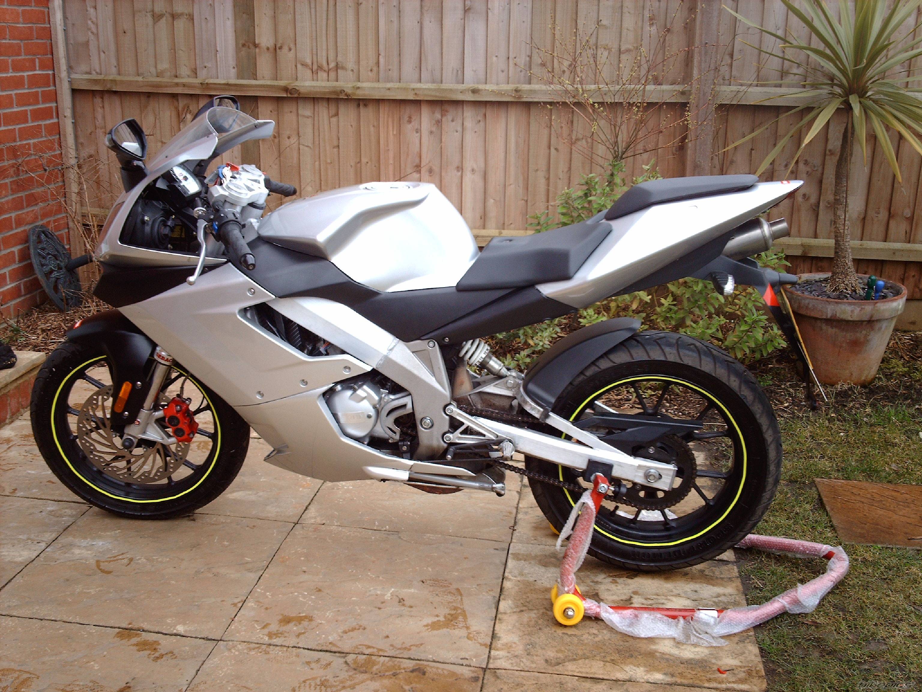 2005 DERBI GPR 125 | Picture 561807 motorcycle photo