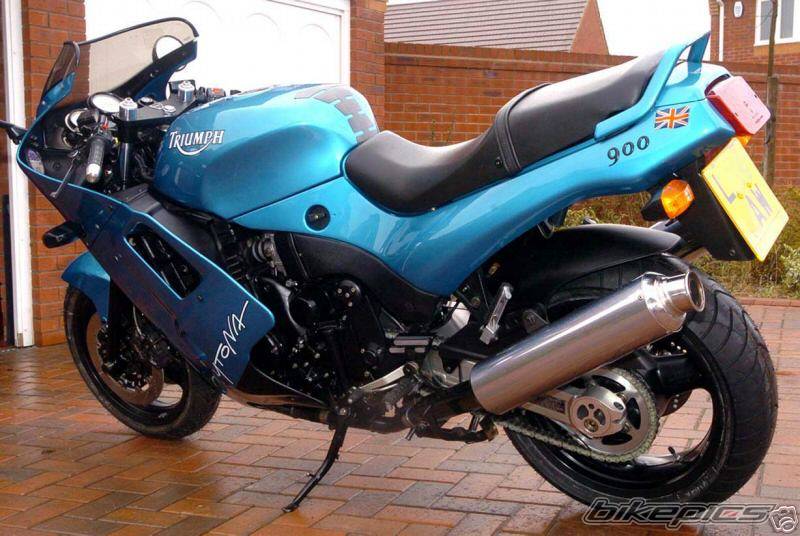 1995 TRIUMPH DAYTONA 900 | Picture 561808 motorcycle photo