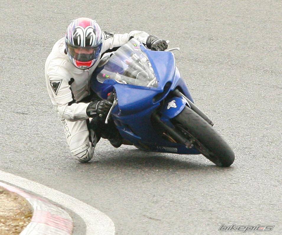 2004 YAMAHA YZF R6 | Picture 564086 motorcycle photo