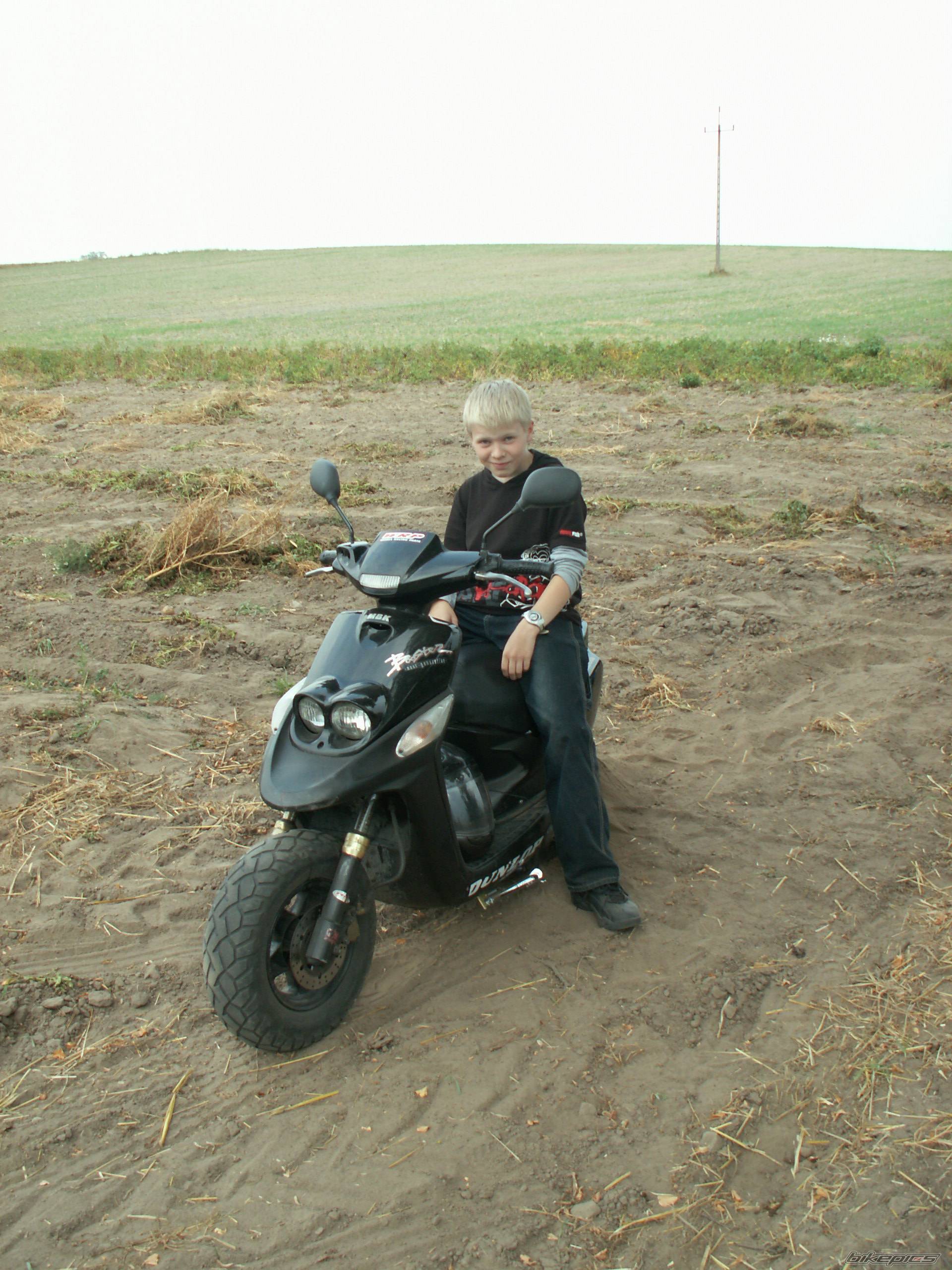 1995 MBK BOOSTER NEXT GENERATION | Picture 564298 motorcycle photo