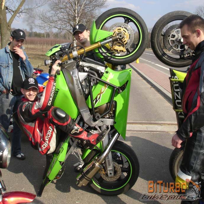 2005 YAMAHA YZF R6 | Picture 564398 motorcycle photo