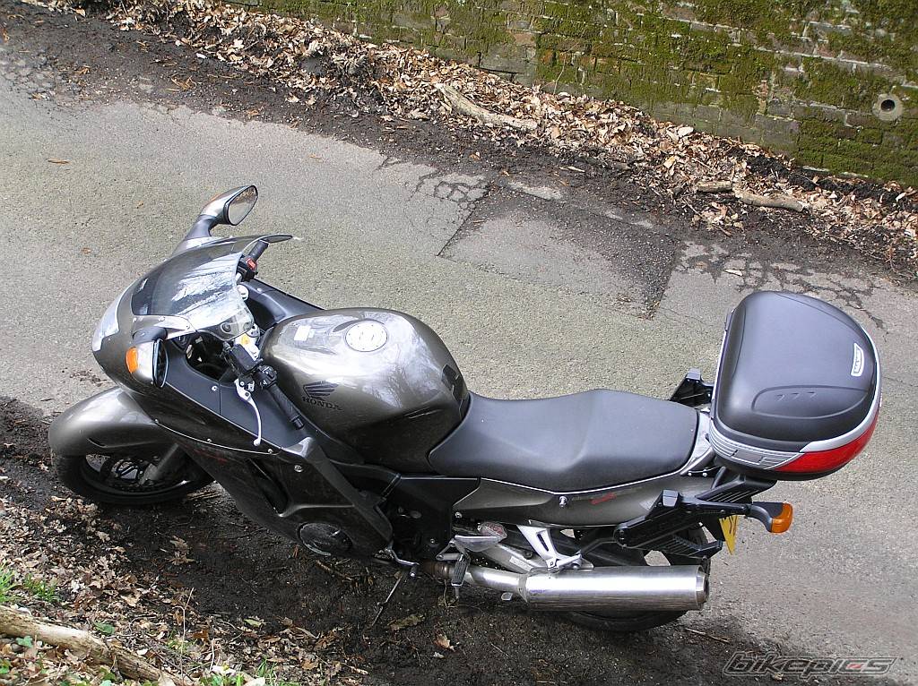 1996 HONDA CBR 1100 BLACKBIRD | Picture 565773 motorcycle photo