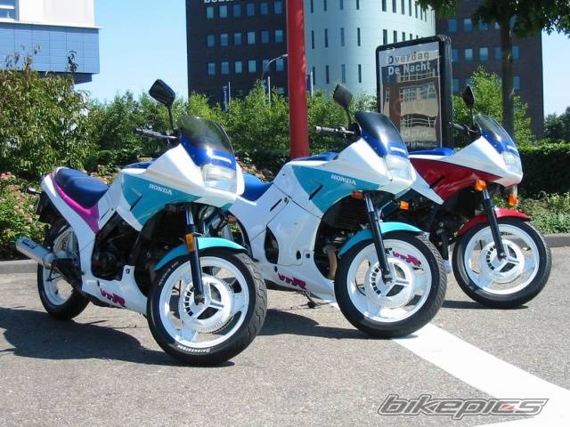 1989 HONDA VTR 250 | Picture 56686 motorcycle photo