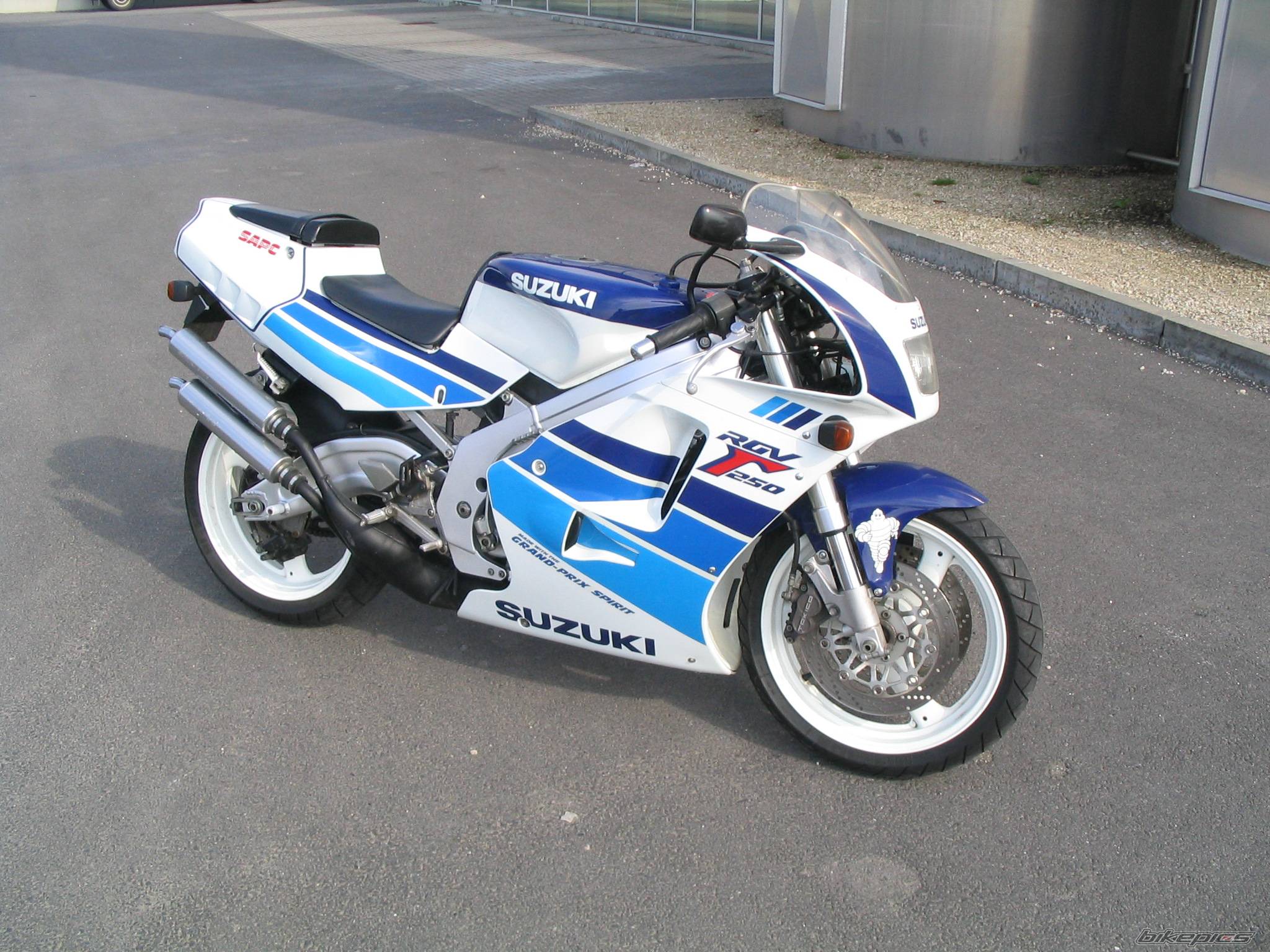 1991 SUZUKI RGV 250 | Picture 567089 motorcycle photo