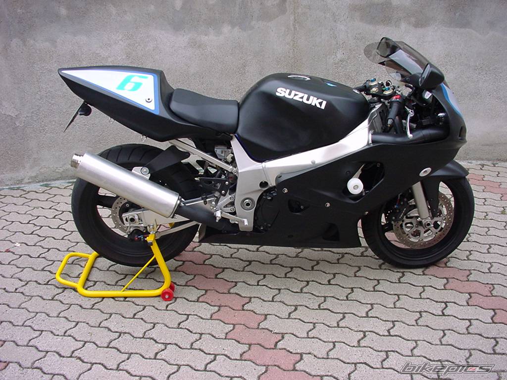 2001 SUZUKI GSX R 600 | Picture 56716 motorcycle photo