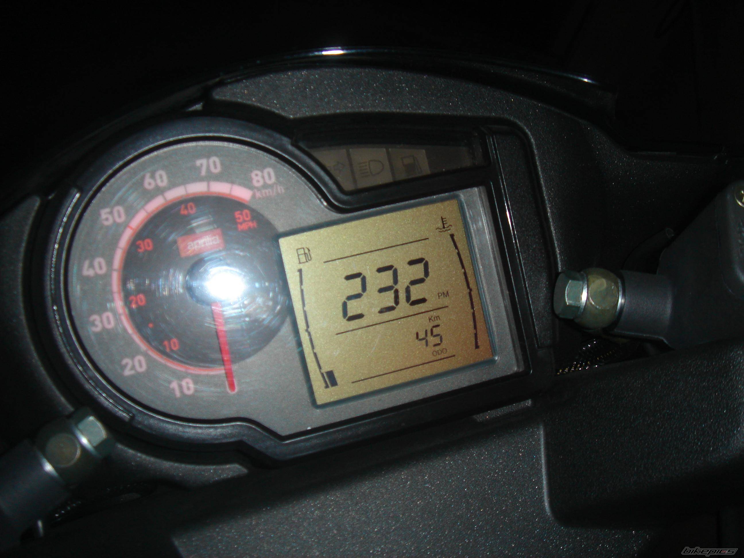 2006 APRILIA SR 50 | Picture 571054 motorcycle photo