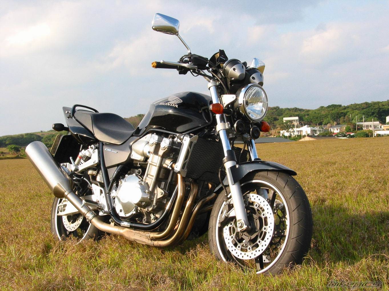 2004 HONDA CB1300 | Picture 574415 motorcycle photo