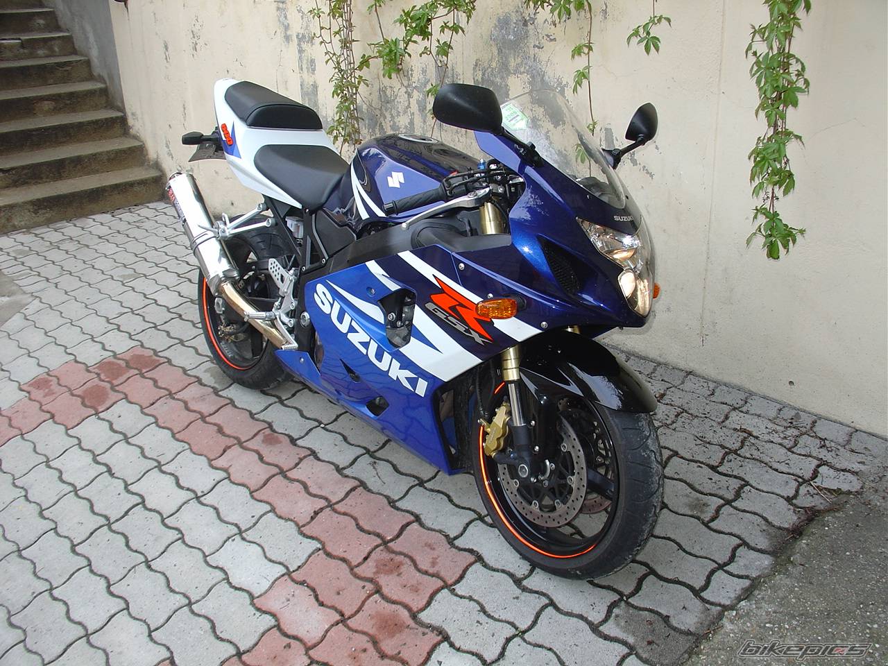 2004 SUZUKI GSX R 600 | Picture 574634 motorcycle photo