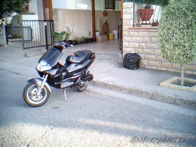 2004 GILERA RUNNER 180 SP | Picture 574882 motorcycle photo