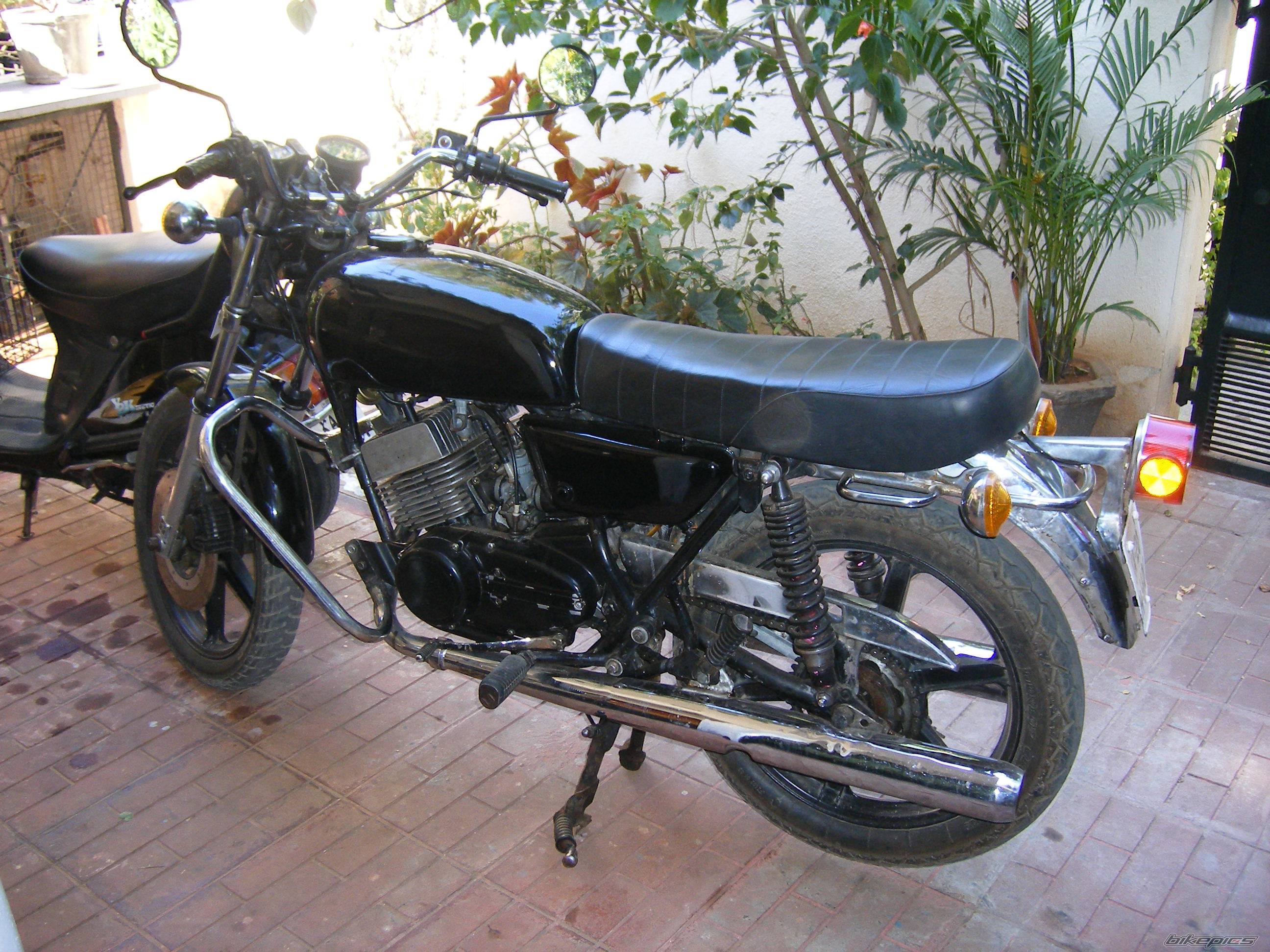 1986 YAMAHA RD 350 | Picture 575329 motorcycle photo