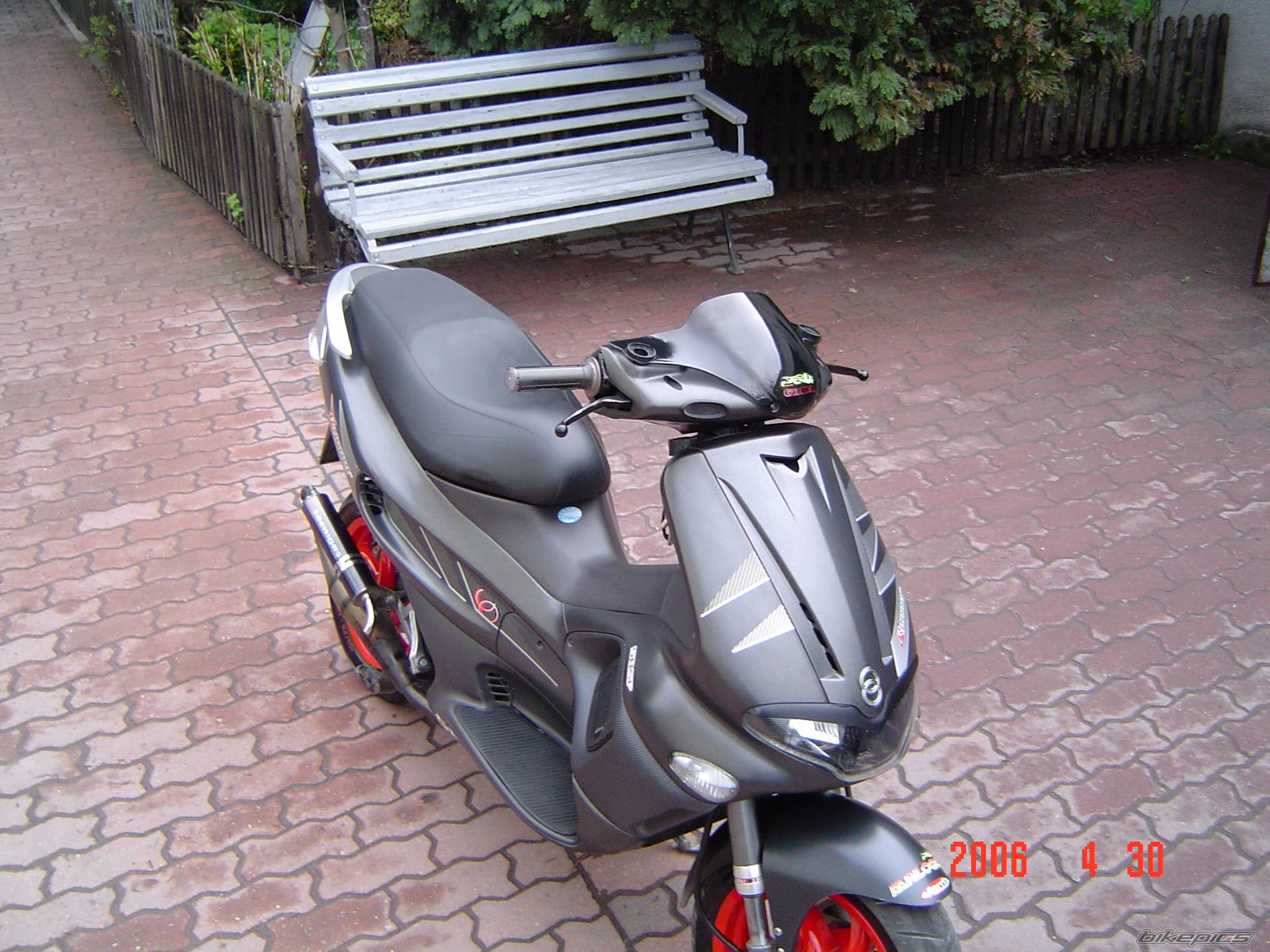 2004 GILERA RUNNER 50 | Picture 575858 motorcycle photo