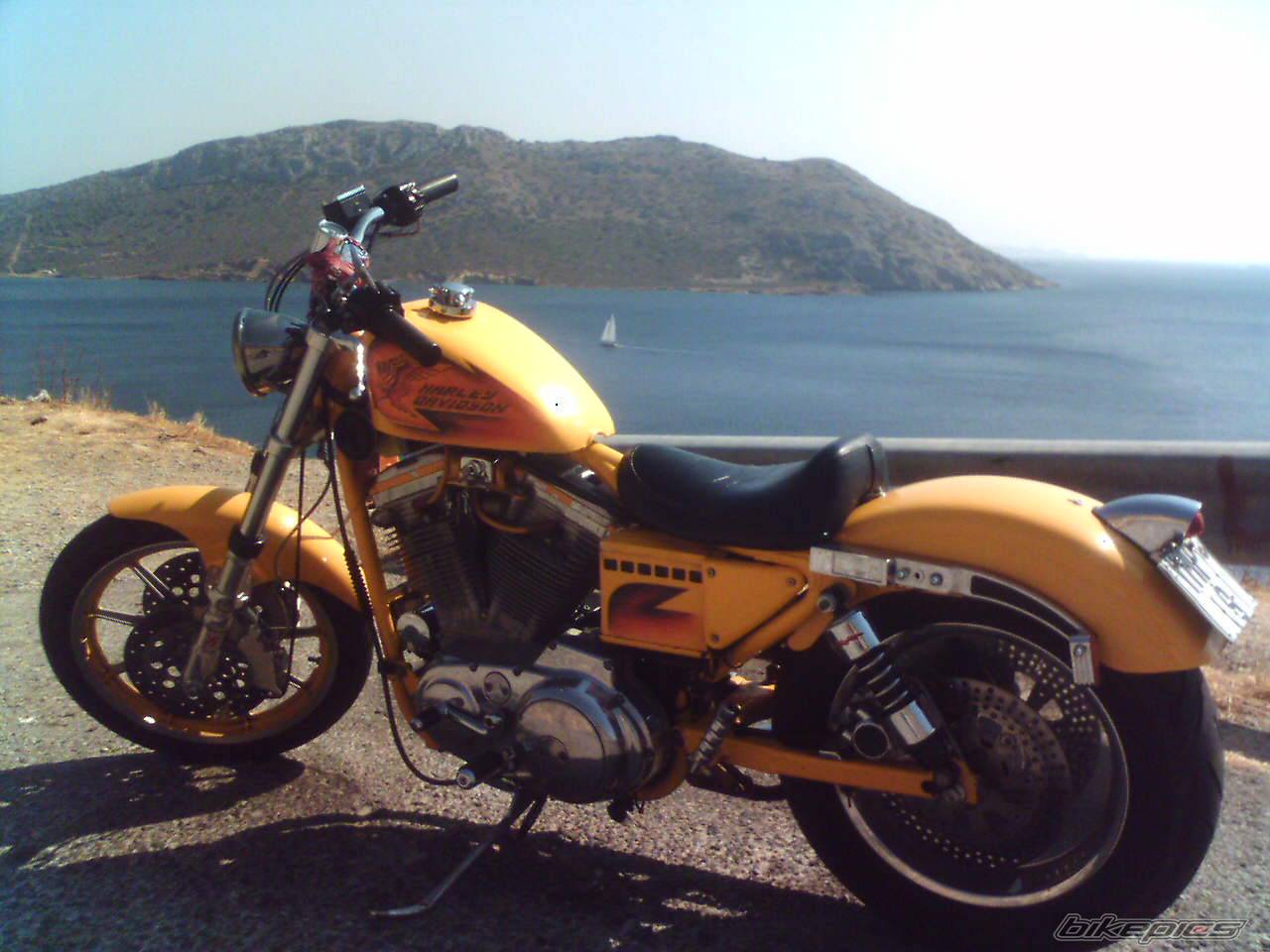 1992 HARLEY DAVIDSON XLH 883 | Picture 575895 motorcycle photo