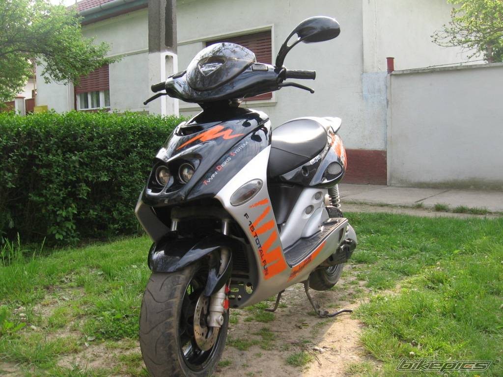 2002 MALAGUTI FIREFOX 50 F15 | Picture 576537 motorcycle photo