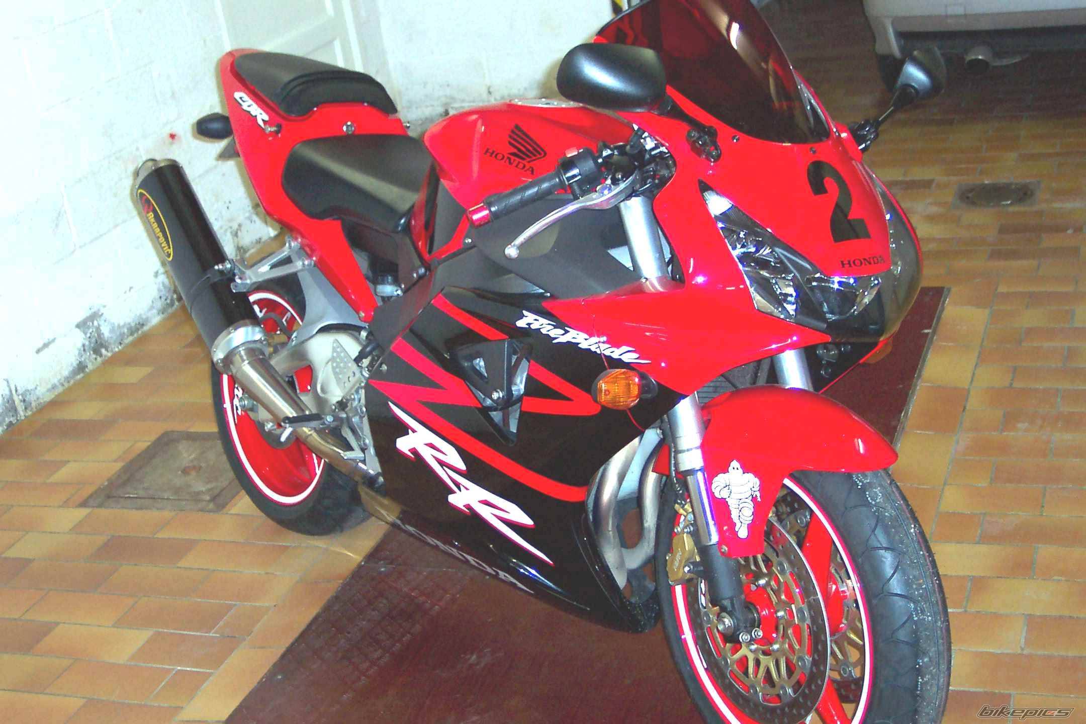 2002 HONDA CBR 900 | Picture 57984 motorcycle photo