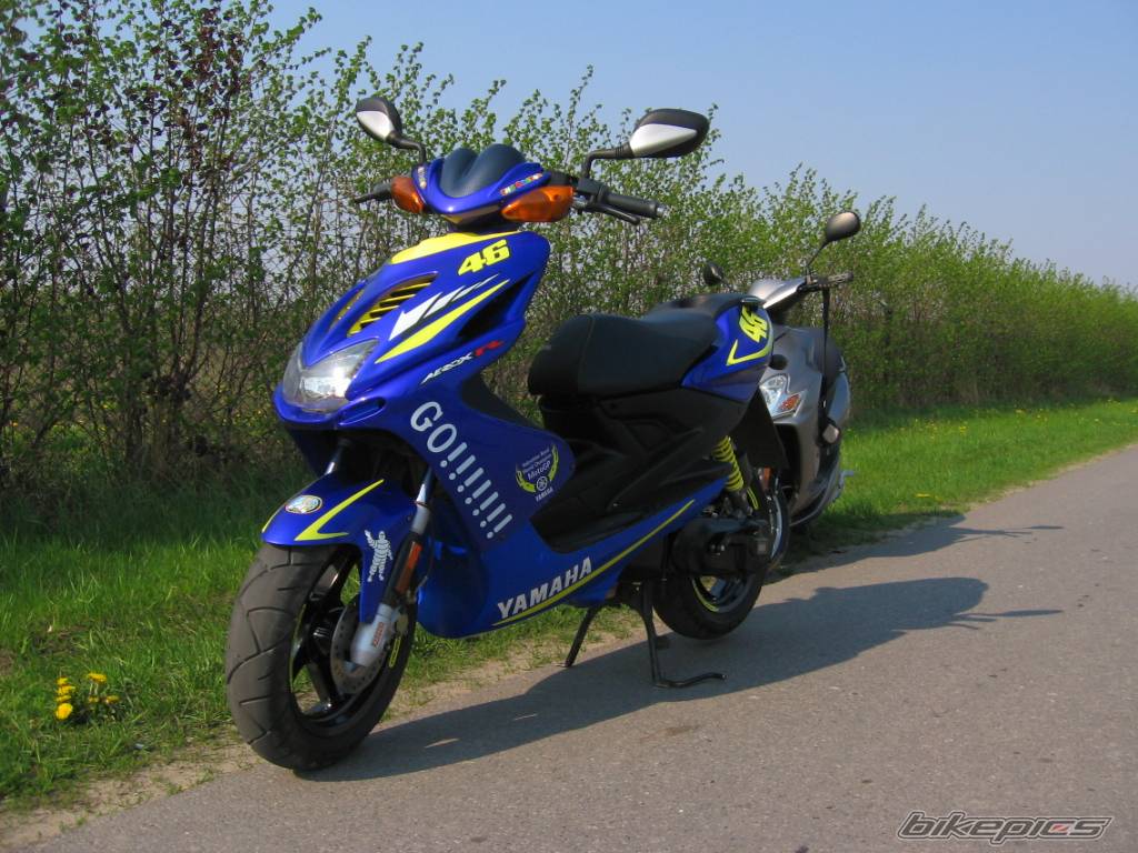 2005 YAMAHA AEROX 50 | Picture 580050 motorcycle photo