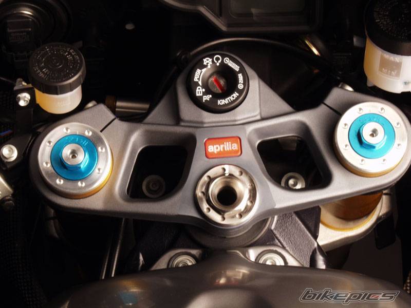2004 APRILIA RSV 1000R MILLE | Picture 58025 motorcycle photo