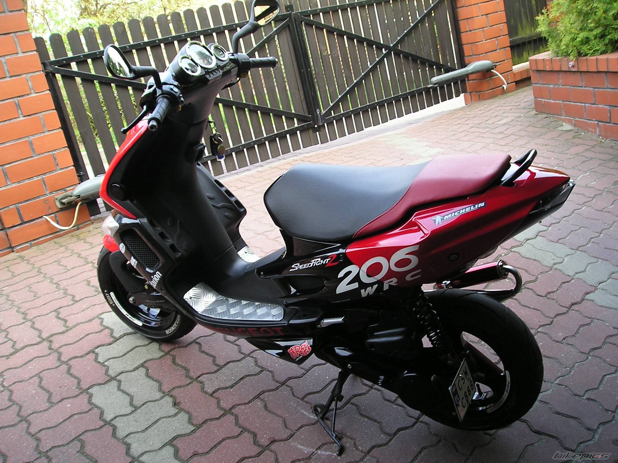 2004 PEUGEOT SPEEDFIGHT2 50 | Picture 580955 motorcycle photo