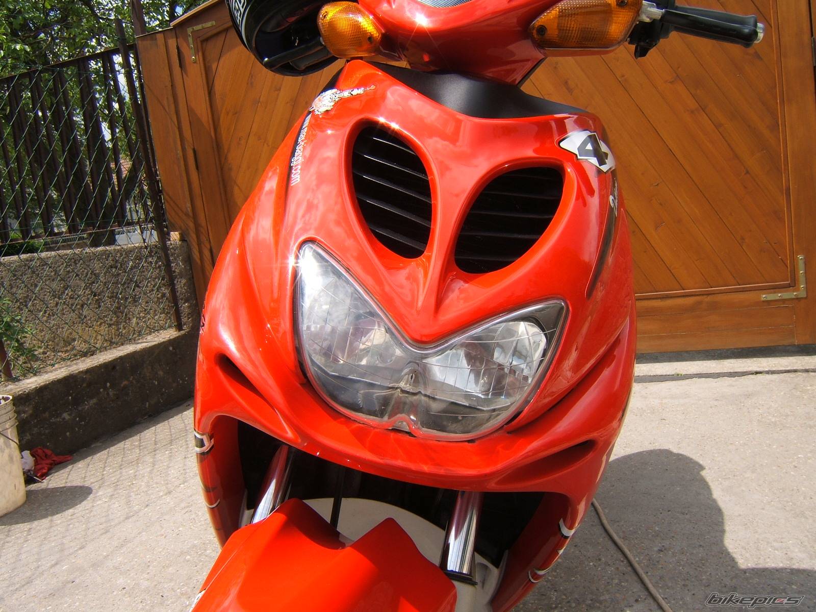 2002 YAMAHA AEROX 50 | Picture 580992 motorcycle photo