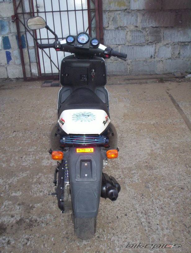 1997 MALAGUTI F 12 50 | Picture 581118 motorcycle photo