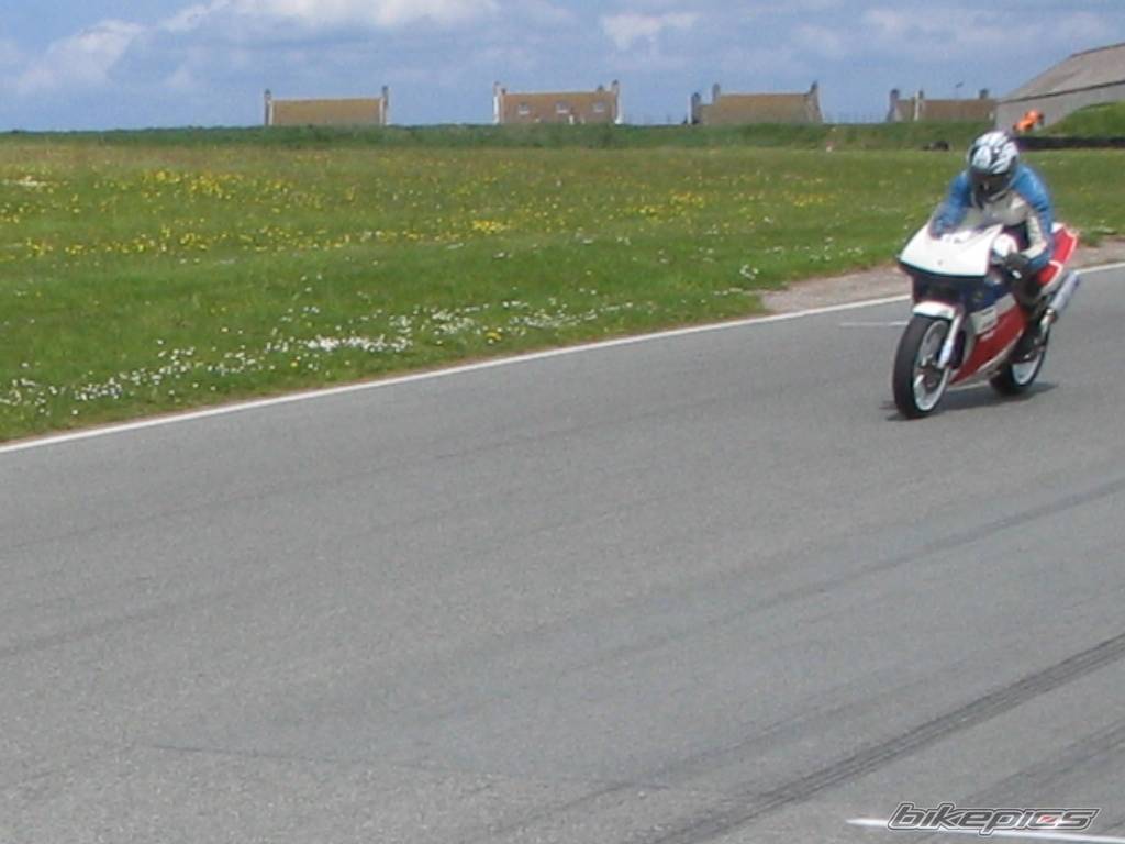 1990 HONDA VFR 400 | Picture 584419 motorcycle photo
