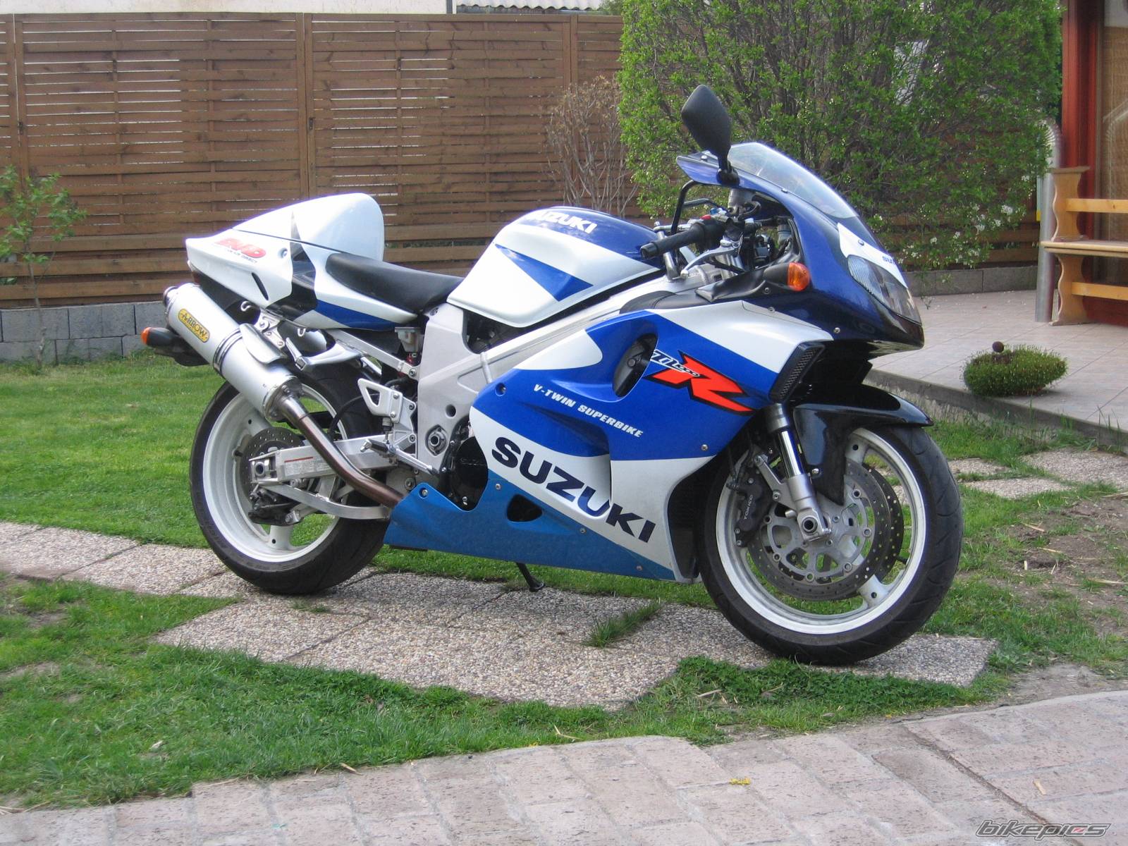 1999 SUZUKI TL1000R | Picture 584423 motorcycle photo