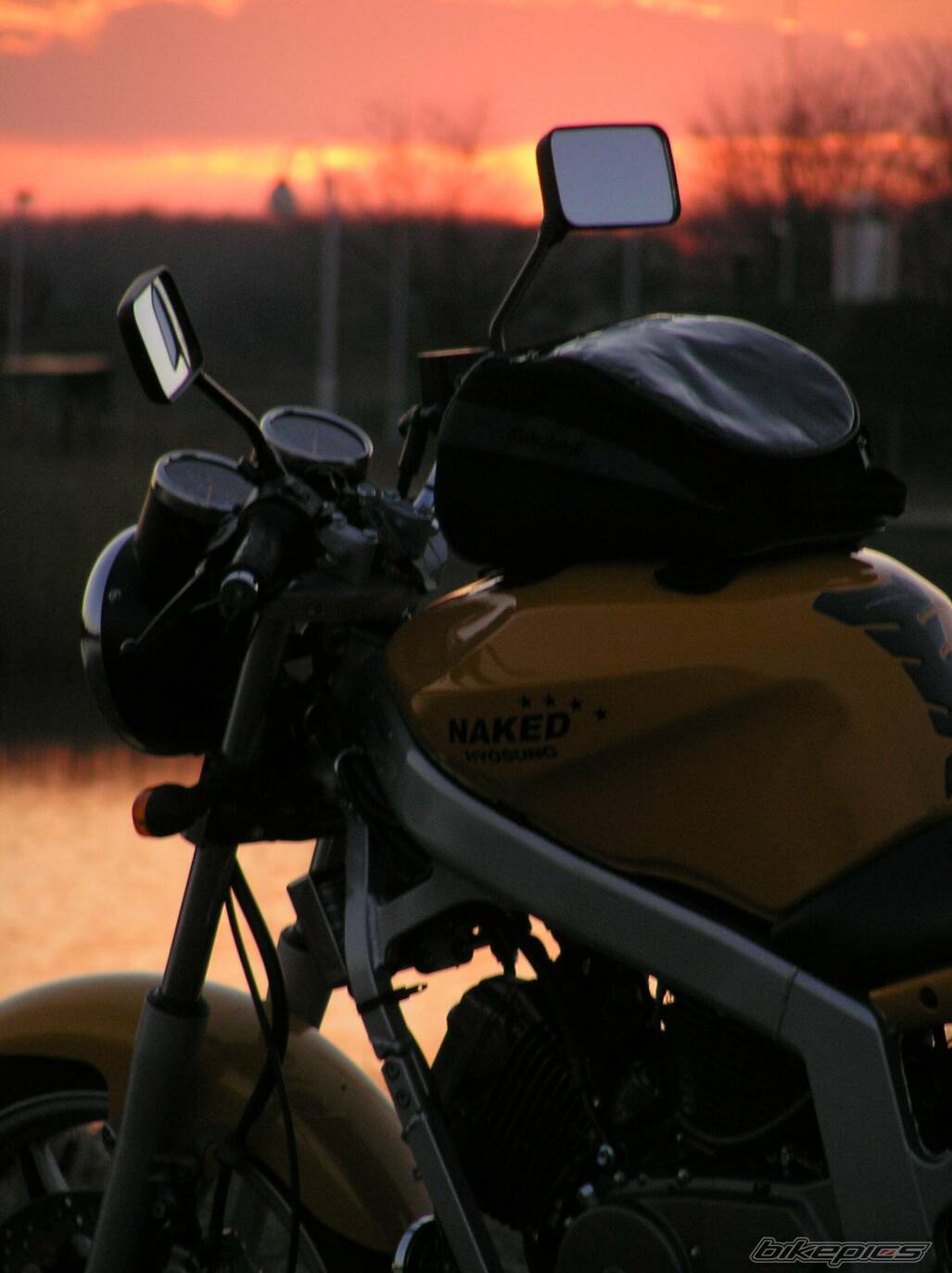 2005 HYOSUNG GT 125 COMET | Picture 584816 motorcycle photo