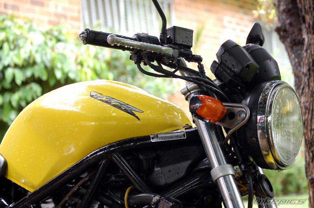 2001 HONDA VTR 250 | Picture 585932 motorcycle photo