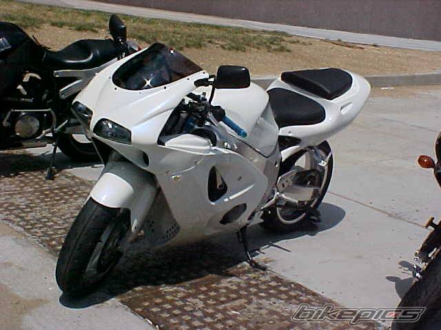 1999 SUZUKI GSX R 600 | Picture 5864 motorcycle photo