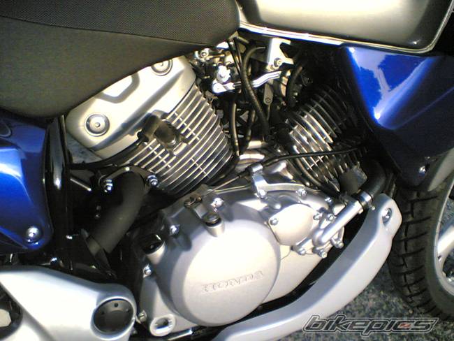 2005 HONDA XLV 125 VARADERO | Picture 587001 motorcycle photo