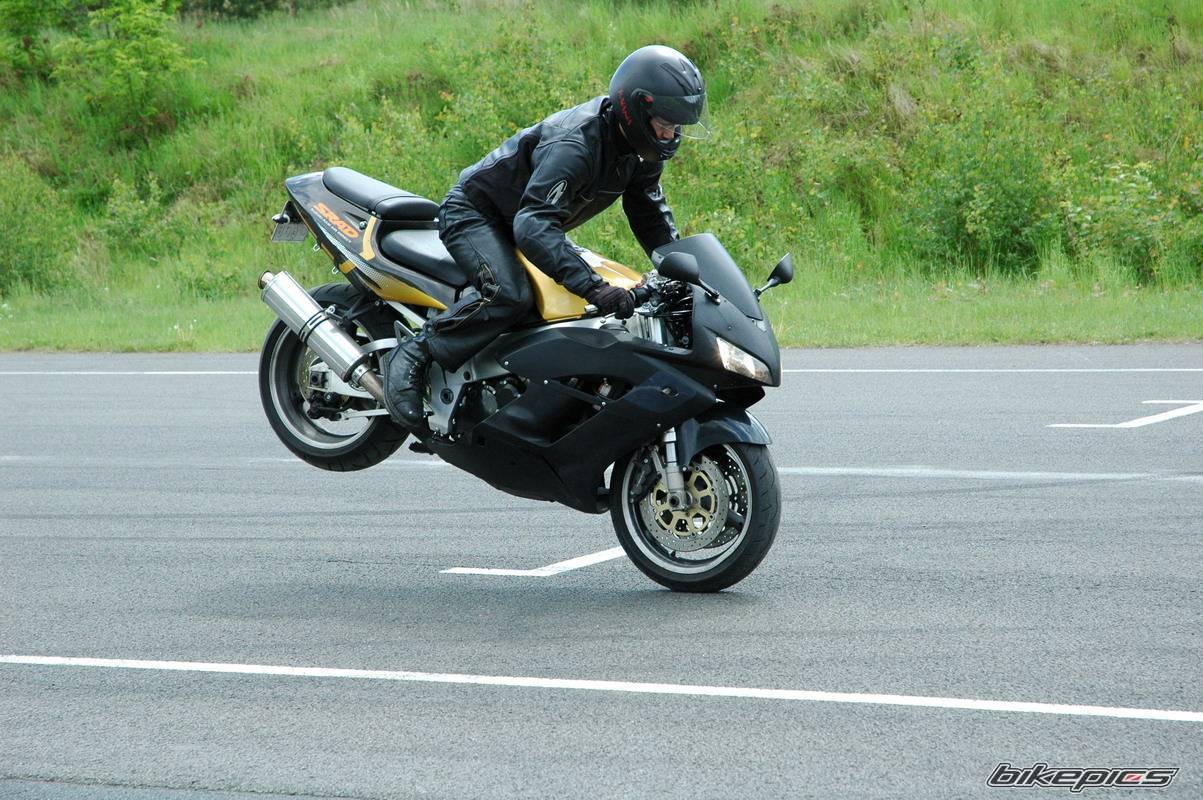 1996 SUZUKI GSX R 750 | Picture 593022 motorcycle photo