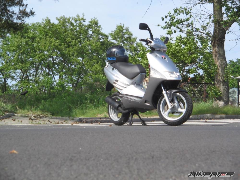 1994 APRILIA SR 50 | Picture 593358 motorcycle photo