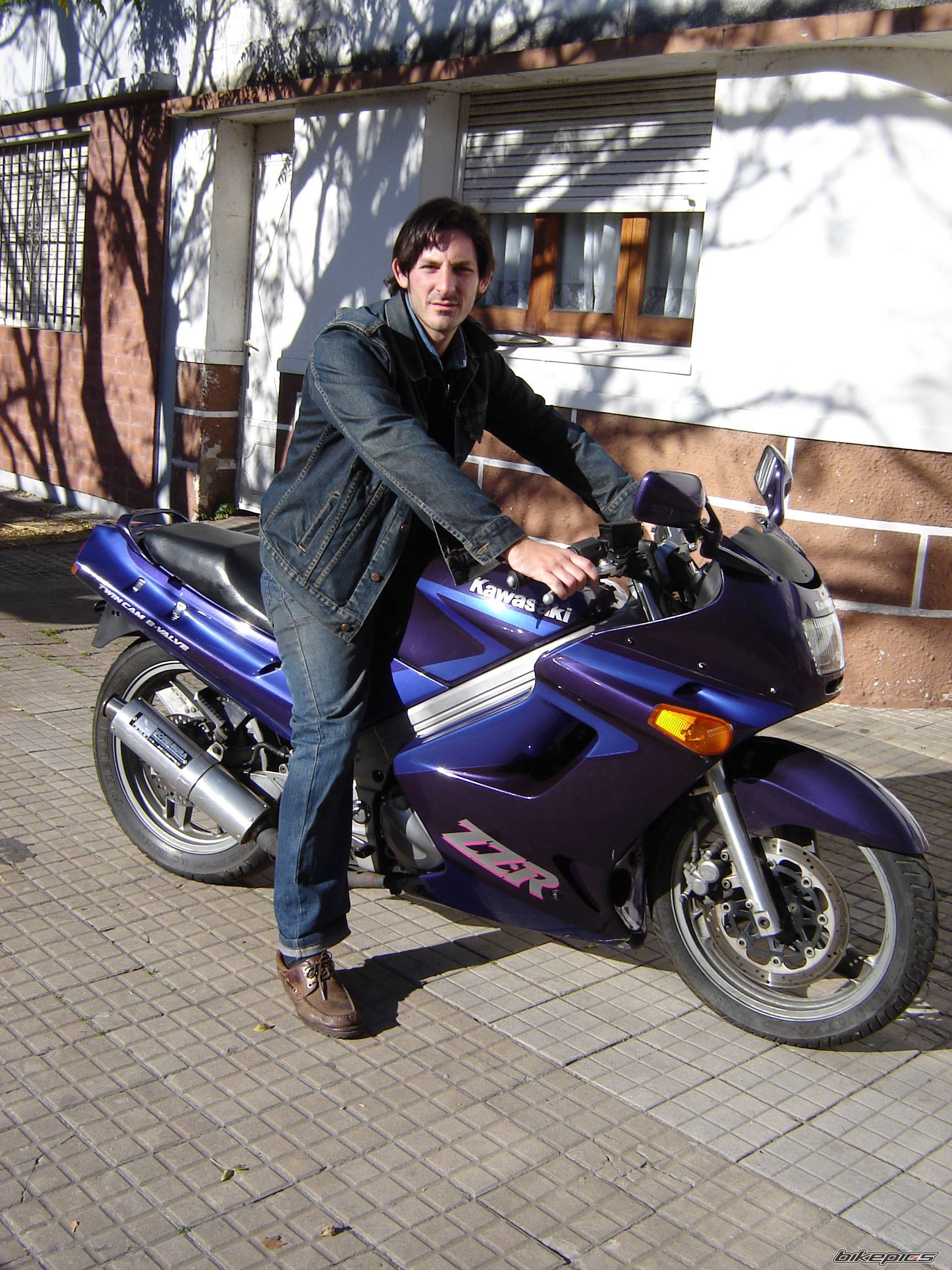 1992 KAWASAKI ZZR 250 | Picture 593542 motorcycle photo