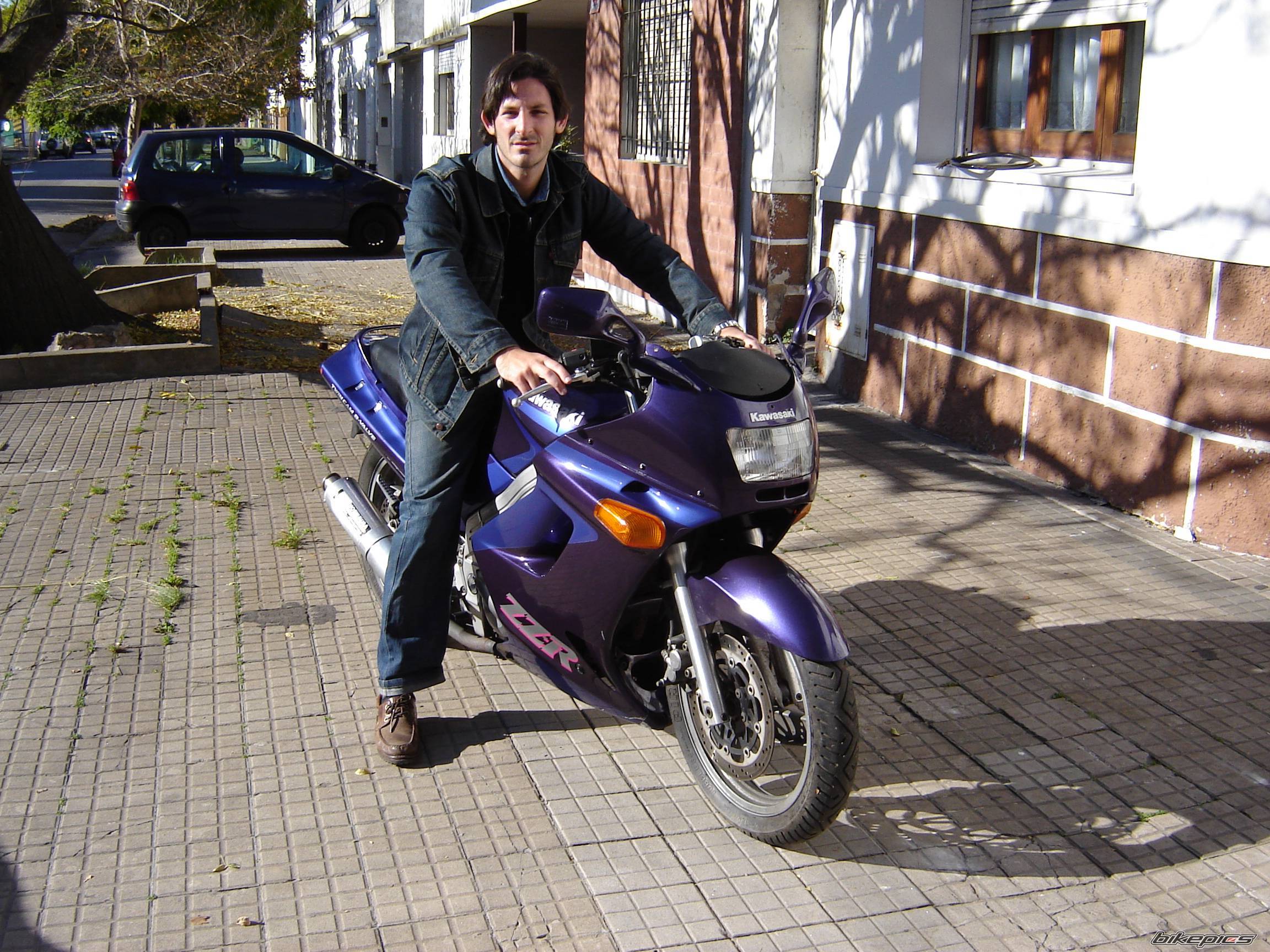 1992 KAWASAKI ZZR 250 | Picture 593550 motorcycle photo
