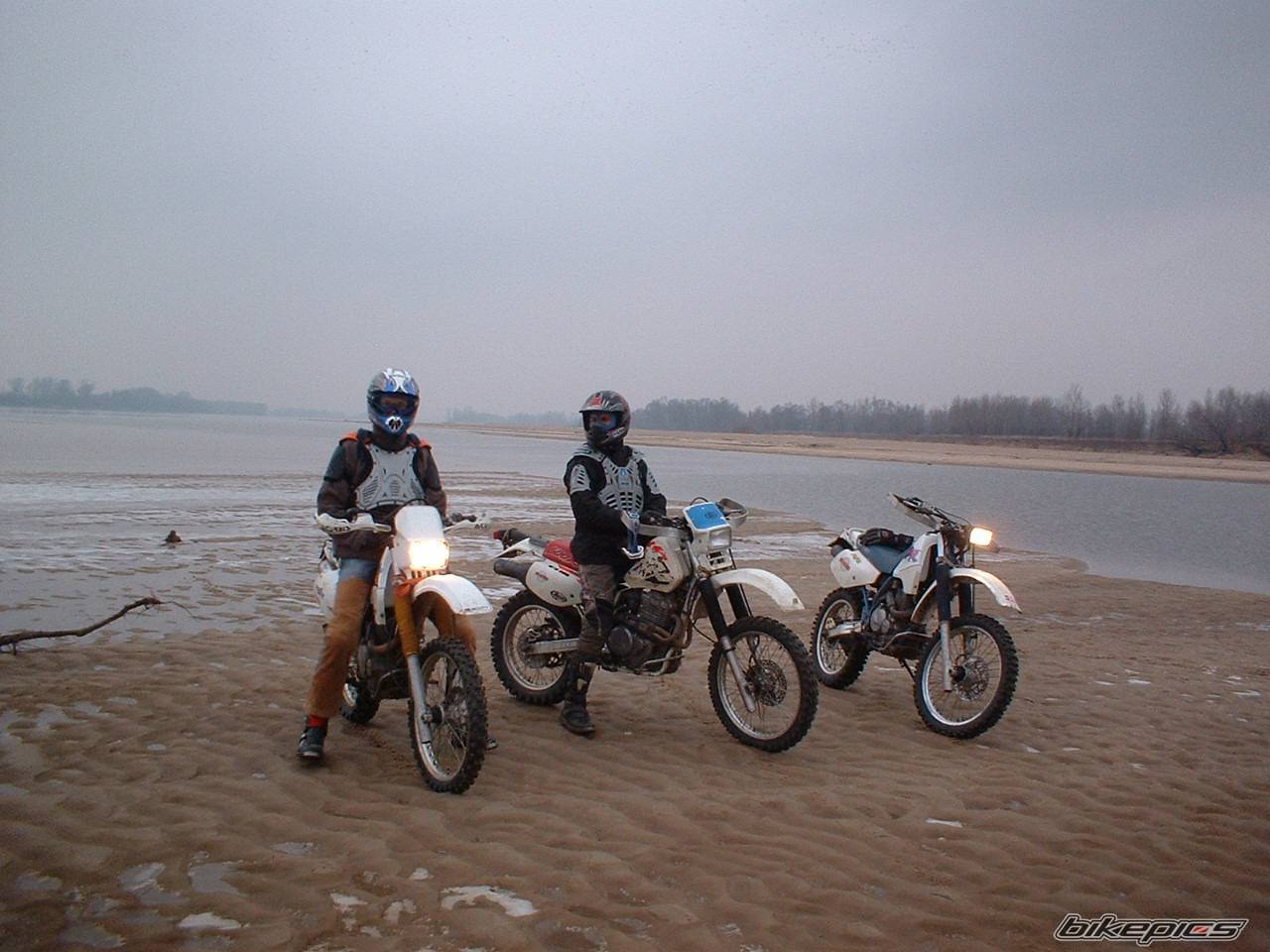 1993 SUZUKI DR 350 | Picture 593886 motorcycle photo